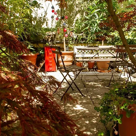 Apartamento Beautiful With A Garden Paris